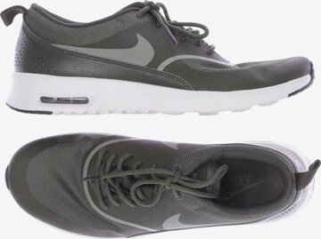 NIKE Sneaker 40,5 in Grün: predná strana