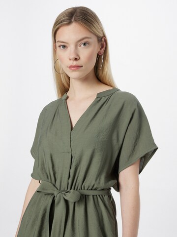 Tuta jumpsuit 'Jamie' di ABOUT YOU in verde