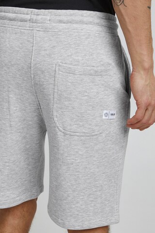 !Solid Regular Broek 'Rurik' in Grijs