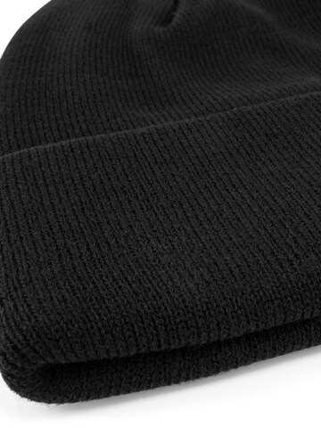 Blackskies Beanie 'Race' in Black
