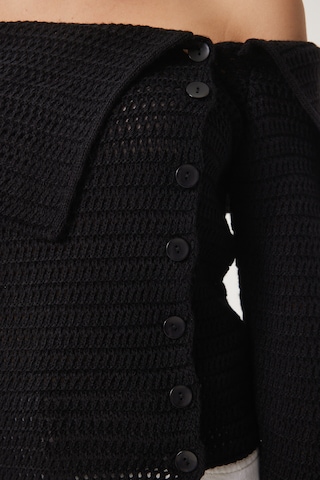Happiness İstanbul Strickjacke in Schwarz