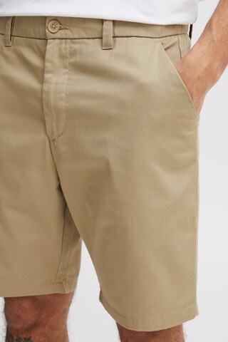 !Solid Regular Chino 'Seldric' in Beige
