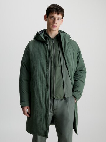 Parka d’hiver Calvin Klein en vert : devant