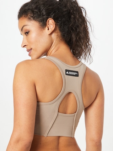 ADIDAS SPORTSWEAR - Soutien Bustier Soutien de desporto em castanho