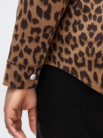 ONLY Carmakoma Blouse 'CARTIKI' in Brown