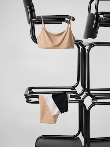 Slip 'Sleek Skin' di CALIDA in bianco