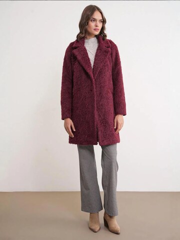 MixRay Between-Seasons Coat in Red