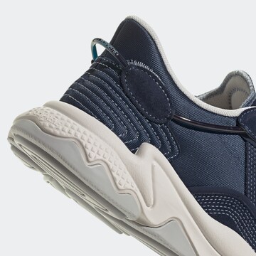ADIDAS ORIGINALS Sneaker 'Ozweego' in Blau