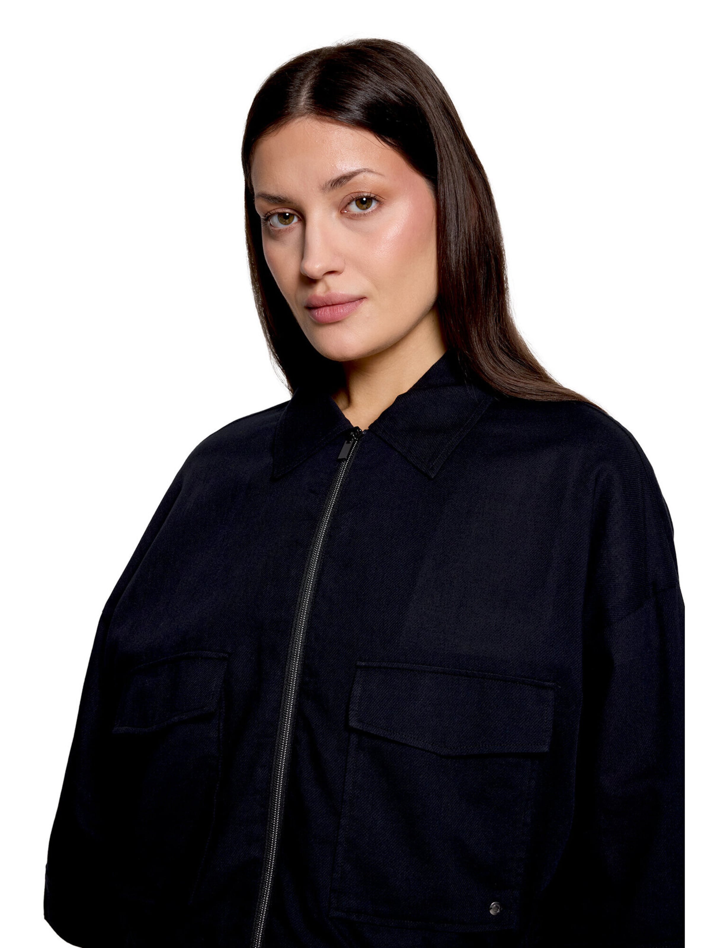 Betty & Co Blazer in Black