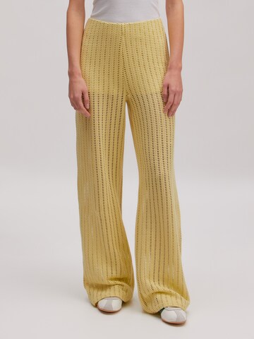 EDITED Обычный Штаны 'Finn' в Желтый: спереди