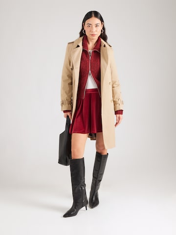 Gonna 'Zuri' di ABOUT YOU in rosso