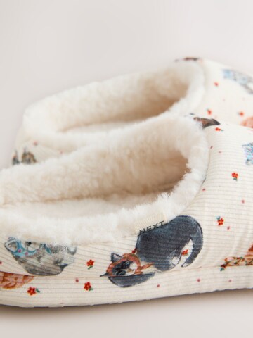 Next Huisschoenen in Beige
