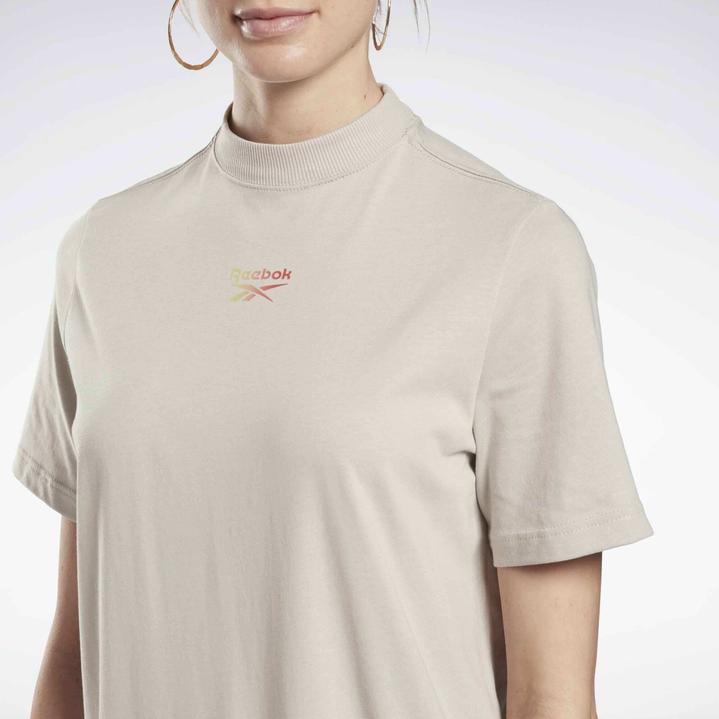 Frauen Kleider Reebok Classics Kleid 'Classics Wardrobe Essentials' in Greige - BD08690 Frauen Kleider Reebok Classics Kleid 'Classics Wardrobe Essentials' in Greige - BD08690