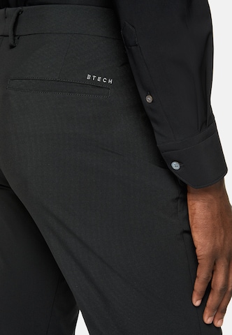 Coupe slim Pantalon chino Boggi Milano en noir