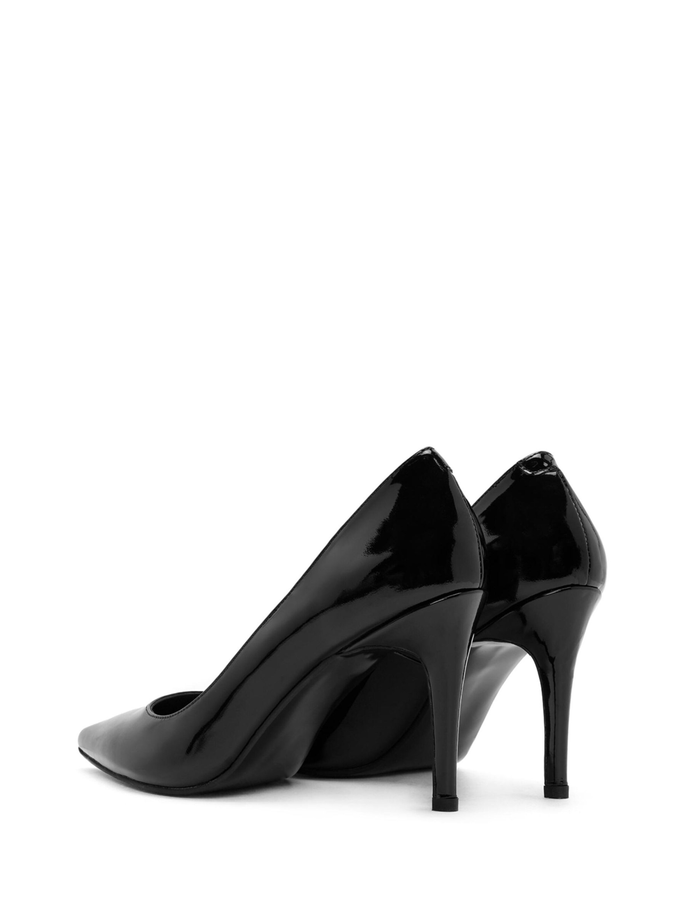 Derimod Pumps in Black