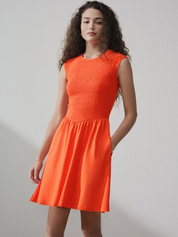 Robe Next en orange : devant