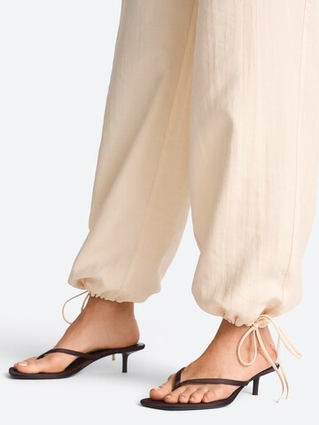 Regular Pantalon Rich & Royal en blanc