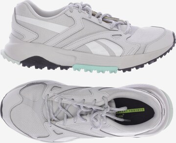 Reebok Sneakers & Trainers in 39 in Grey: front