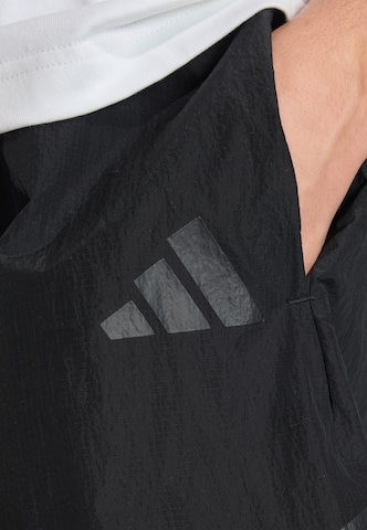 Loosefit Pantalon de sport 'Mercedes - AMG Petronas Formula 1 Team Night' ADIDAS PERFORMANCE en noir