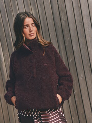 self. Pullover in Braun: Vorderseite