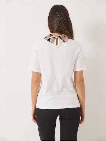 Maglietta di Bianco Lucci in bianco