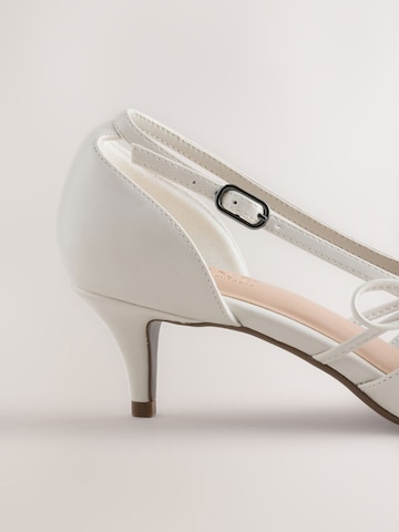 Next Pumps in Wit