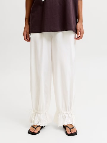Regular Pantalon 'JXDAISY' JJXX en blanc : devant