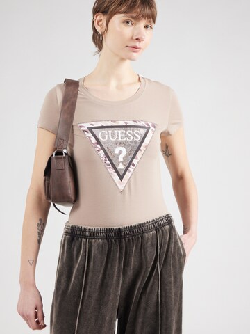 Maglietta di GUESS in marrone: frontale