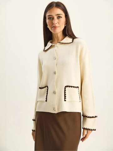 Cardigan Bianco Lucci en beige
