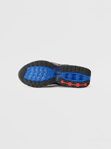 Nike Sportswear Низкие кроссовки 'Air Max Dn' в Серый