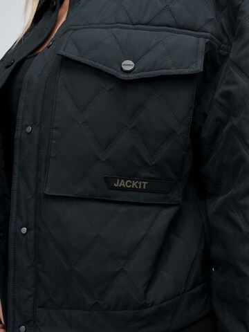 Giacca per outdoor ' Eden Quiltshirt ' di JACK1T in nero