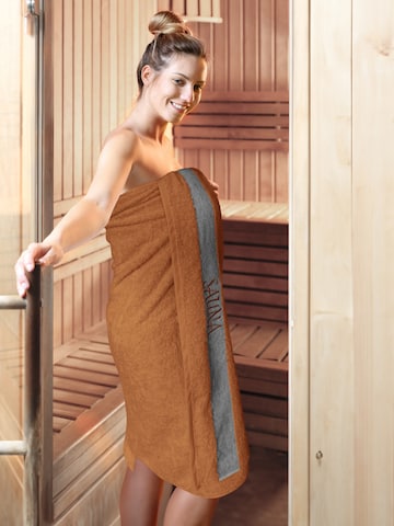 Lashuma Towel 'Lima' in Brown