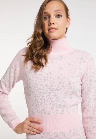 Rochie tricotat de la myMo at night pe roz