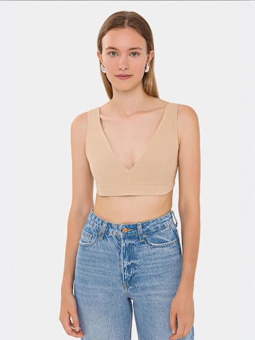 Top di Hiccup in marrone: frontale