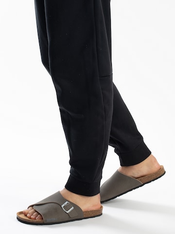 Bayton Pantolette i grå: framsida