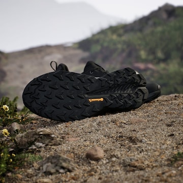 ADIDAS TERREX Χαμηλό παπούτσι 'Trailmaker 2.0' σε μαύρο