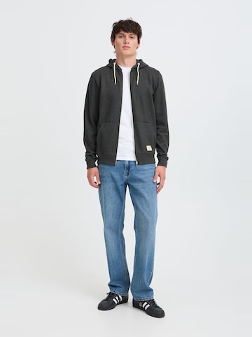 Veste de survêtement 'NOAH' BLEND en gris : devant