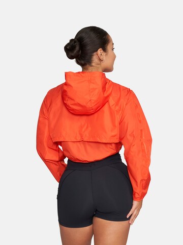 GOLD´S GYM APPAREL Overgangsjakke 'DANA' i rød