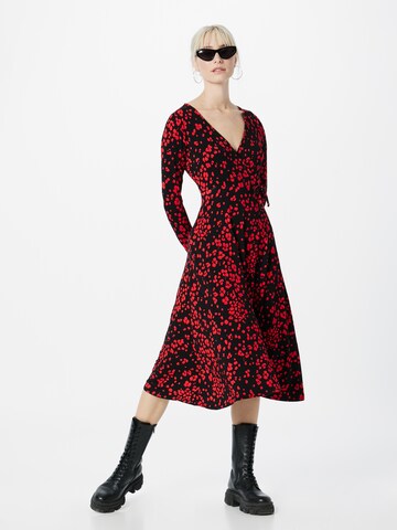 Dorothy Perkins Платье в Красный