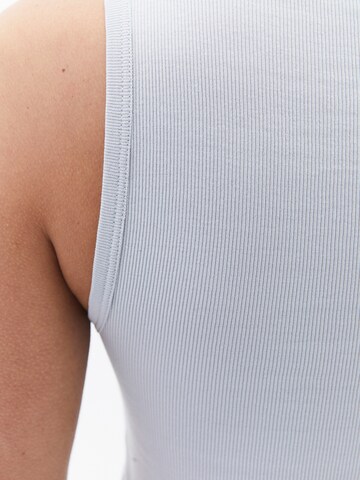 OXXO Top in Blue