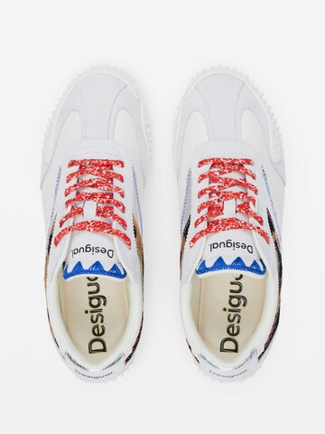 Baskets basses 'Combined' Desigual en blanc
