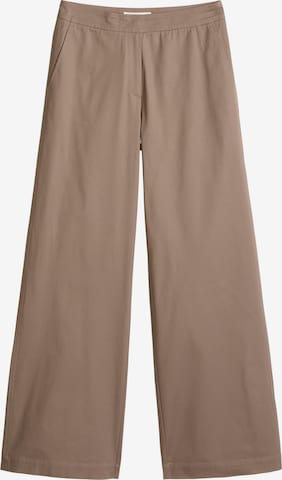 Marc O'Polo Regular Trousers in Brown: front