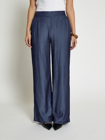 Wide leg Pantaloni 'Bea' di Peppercorn in blu: frontale