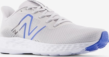new balance Laufschuh '411' in Grau: Vorderseite