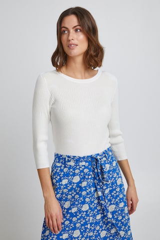 Fransa Sweater in White: front