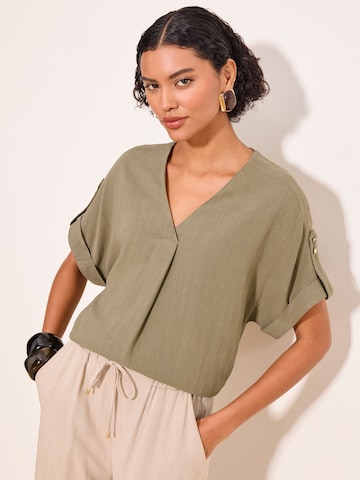 Chemisier Lipsy en vert : devant