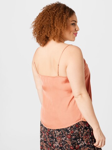 ABOUT YOU Curvy Top 'Mieke' in Oranje