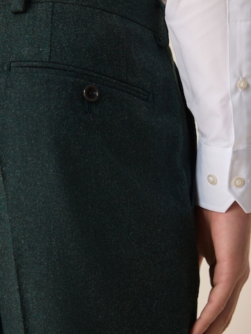 Next Slimfit Hose in Grün