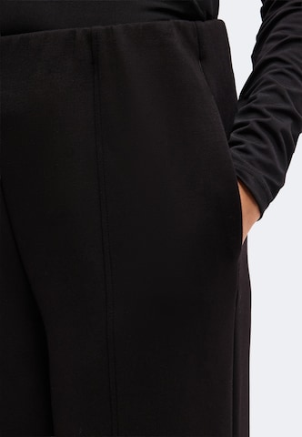 Loosefit Pantalon 'OBJANDREA' OBJECT en noir : sur le côté