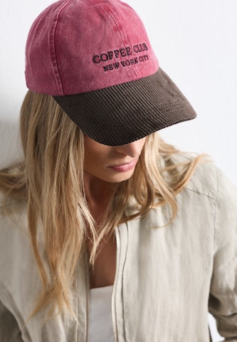 STREET ONE Beanie in Red: front